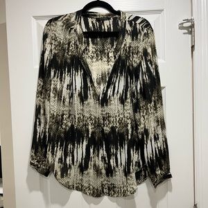 OLIVACEOUS GREEN SNAKE PRINT BLOUSE